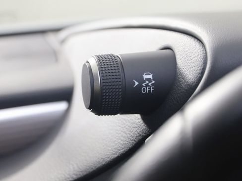 Used 2024 Lexus ES 300h F Sport image 37