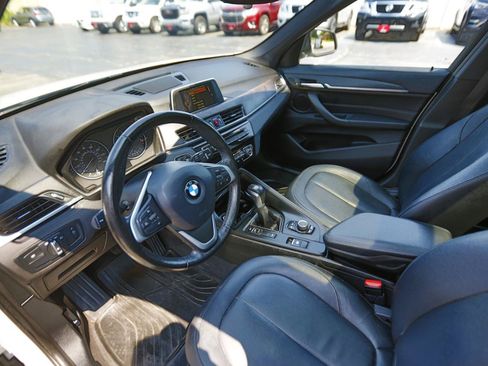 Used 2017 BMW X1 xDrive28i AWD/4WD image 4