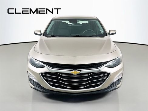 Used 2024 Chevrolet Malibu LT FWD image 3