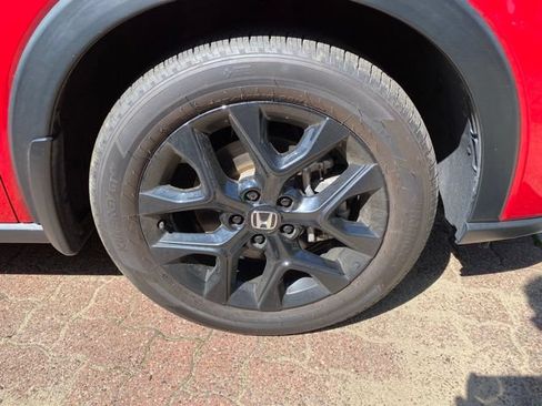 Used 2024 Honda HR-V Sport image 2