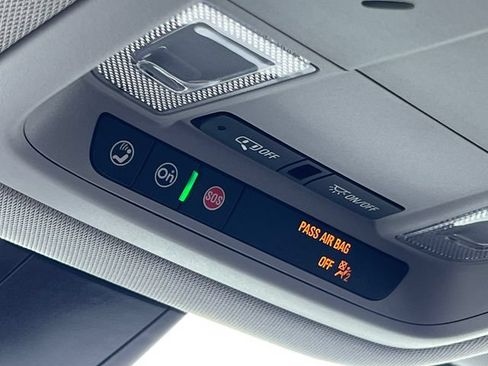 Used 2023 GMC Acadia SLE w/ Driver Convenience Package FWD image 35