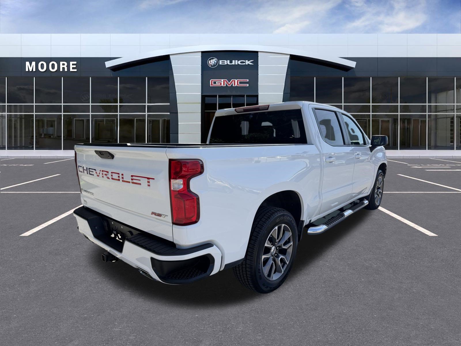 Used 2021 Chevrolet Silverado 1500 RST AWD/4WD image 3