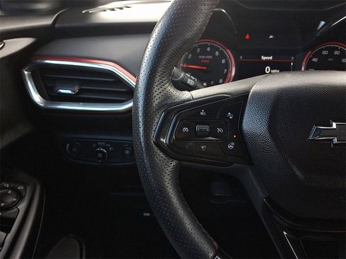 Certified 2022 Chevrolet TrailBlazer RS w/ Technology Package image 22