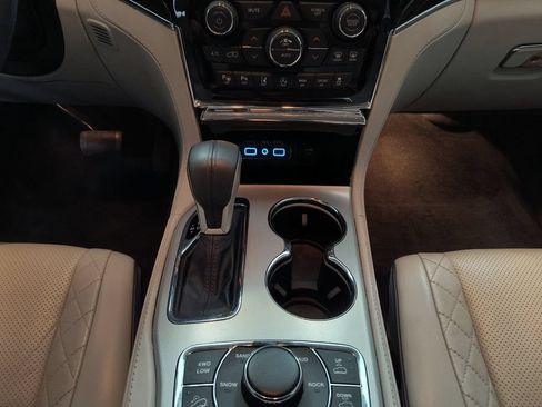 Used 2020 Jeep Grand Cherokee Summit AWD/4WD image 15