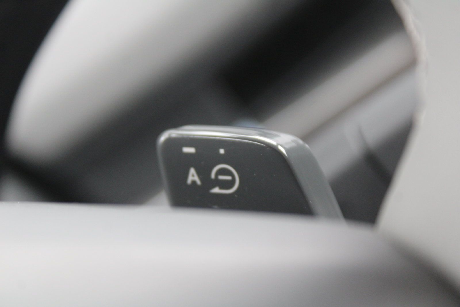 New 2027 Kia EV3 Wind FWD image 32