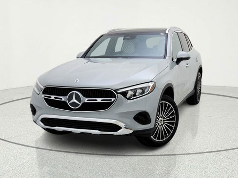 New 2026 Mercedes-Benz GLC 300 image 2
