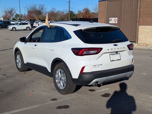 Used 2023 Ford Escape Active image 6