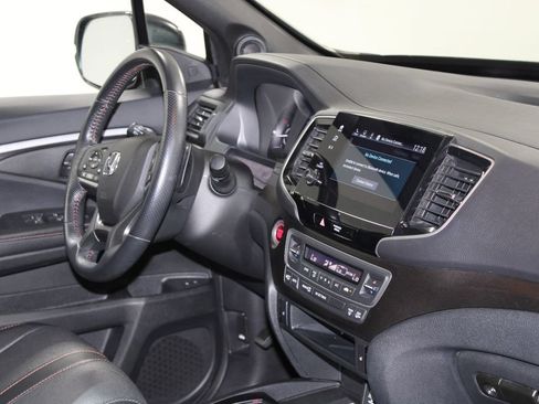 Used 2022 Honda Passport TrailSport image 30