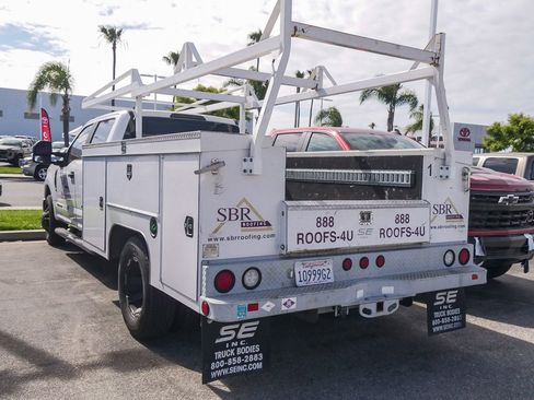 Used 2017 Ford F350 XL w/ Power Equipment Group RWD image 8