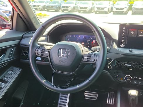 Used 2024 Honda Accord Sport image 19