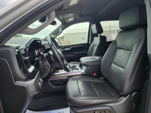Used 2022 Chevrolet Silverado 1500 LTZ AWD/4WD image 8