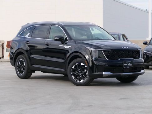 New 2026 Kia Sorento S FWD image 1