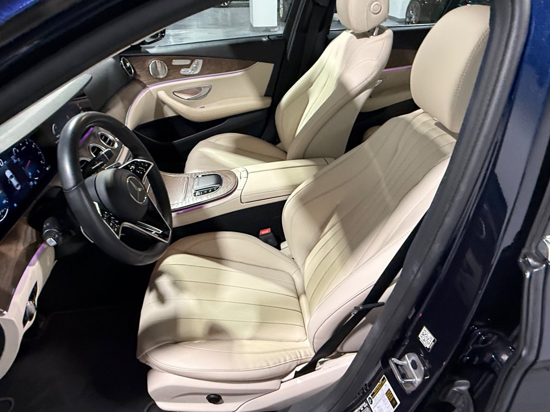 Used 2023 Mercedes-Benz E 350 4MATIC Sedan w/ Premium Package image 24