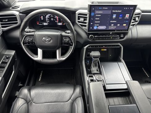 Used 2024 Toyota Tundra Platinum AWD/4WD image 19
