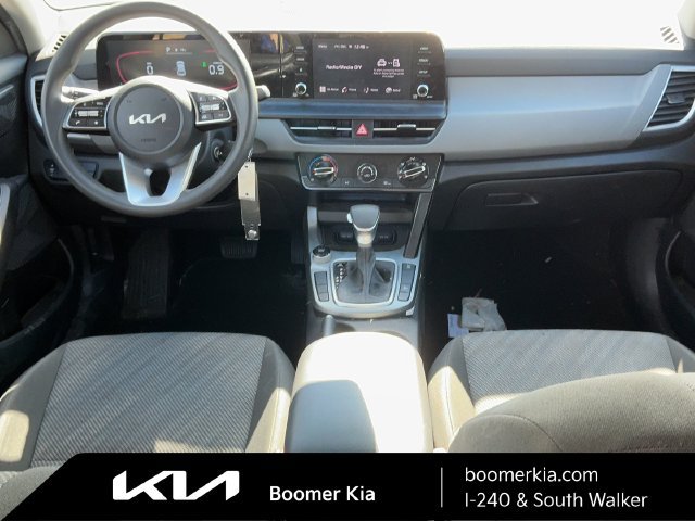 Certified 2025 Kia Seltos LX AWD/4WD image 15
