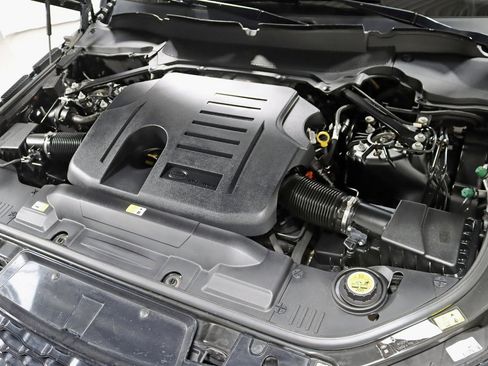 Used 2021 Land Rover Range Rover Sport HSE Silver Edition image 40