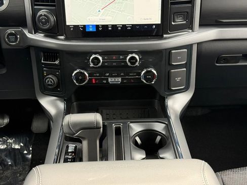 New 2025 Ford F150 XLT w/ Equipment Group 302A MID image 9