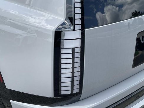 New 2026 Hyundai Ioniq 9 SEL image 11