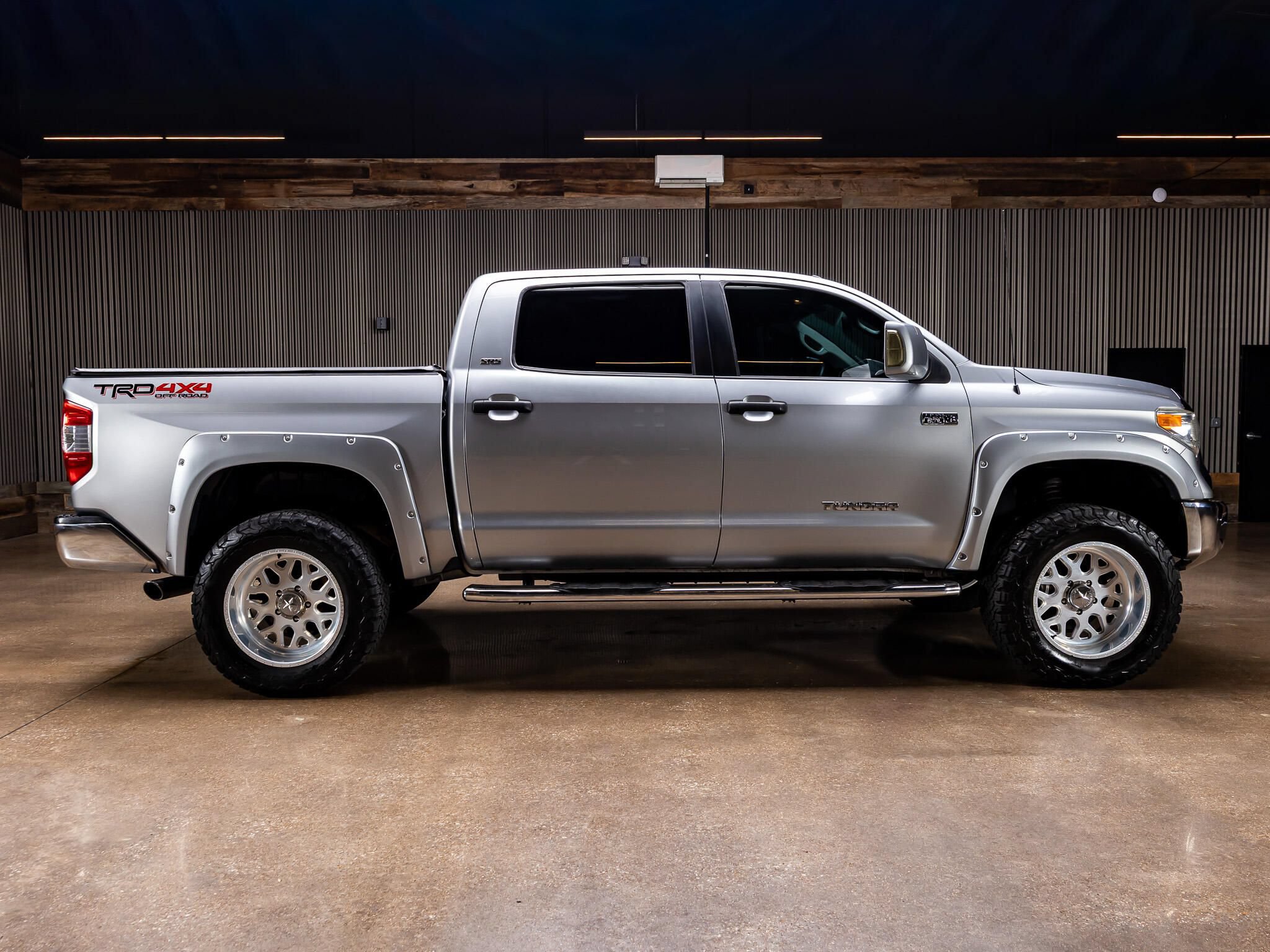 Used 2017 Toyota Tundra SR5 w/ TRD Off Road Package AWD/4WD image 10