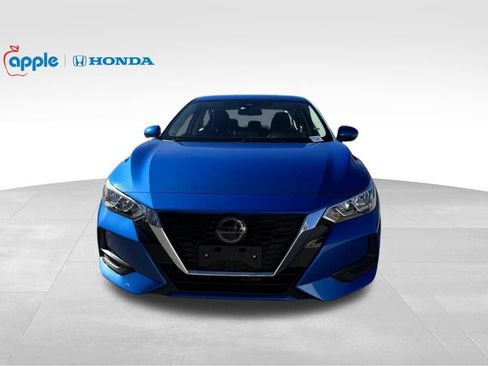 Used 2023 Nissan Sentra SV image 2