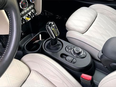 Used 2023 MINI Cooper SE image 15