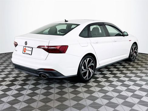Used 2022 Volkswagen Jetta GLI Autobahn image 9