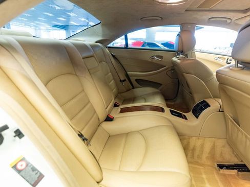 Used 2007 Mercedes-Benz CLS 63 AMG image 13