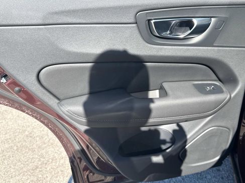 New 2026 Volvo XC60 B5 Ultra w/ Climate Package image 11