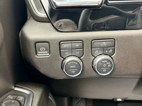 Used 2024 GMC Sierra 1500 Elevation w/ X31 Off-Road Package AWD/4WD image 25