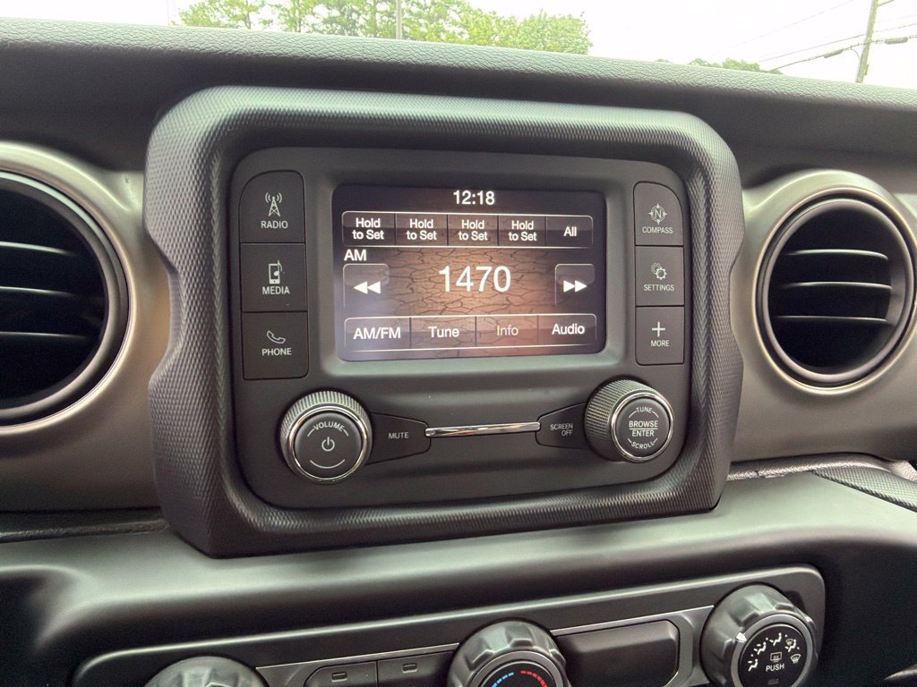 Used 2020 Jeep Gladiator Sport w/ Quick Order Package 23S AWD/4WD image 10