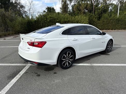 Used 2024 Chevrolet Malibu RS image 3