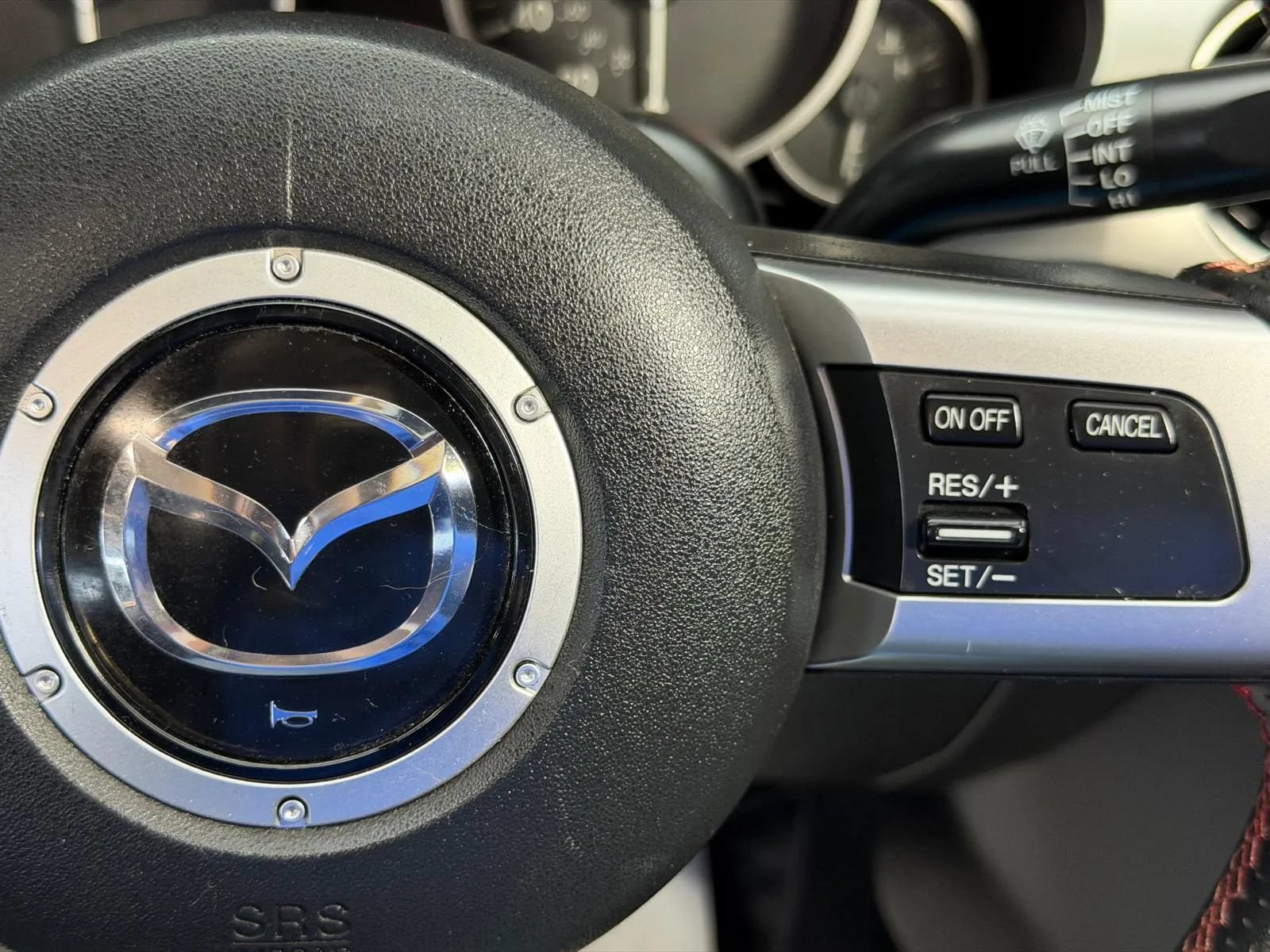 Used 2012 MAZDA MX-5 Miata Touring w/ Suspension Pkg RWD image 24