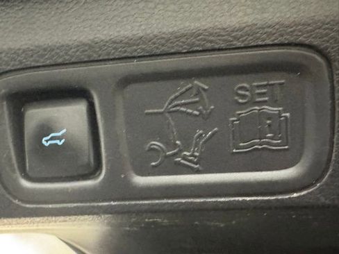 Used 2021 Ford Expedition Max Platinum image 36