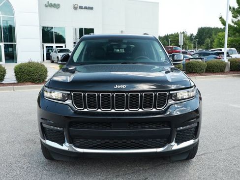 Used 2023 Jeep Grand Cherokee L Limited RWD image 2