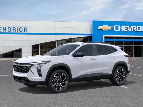 New 2026 Chevrolet Trax RS FWD image 3