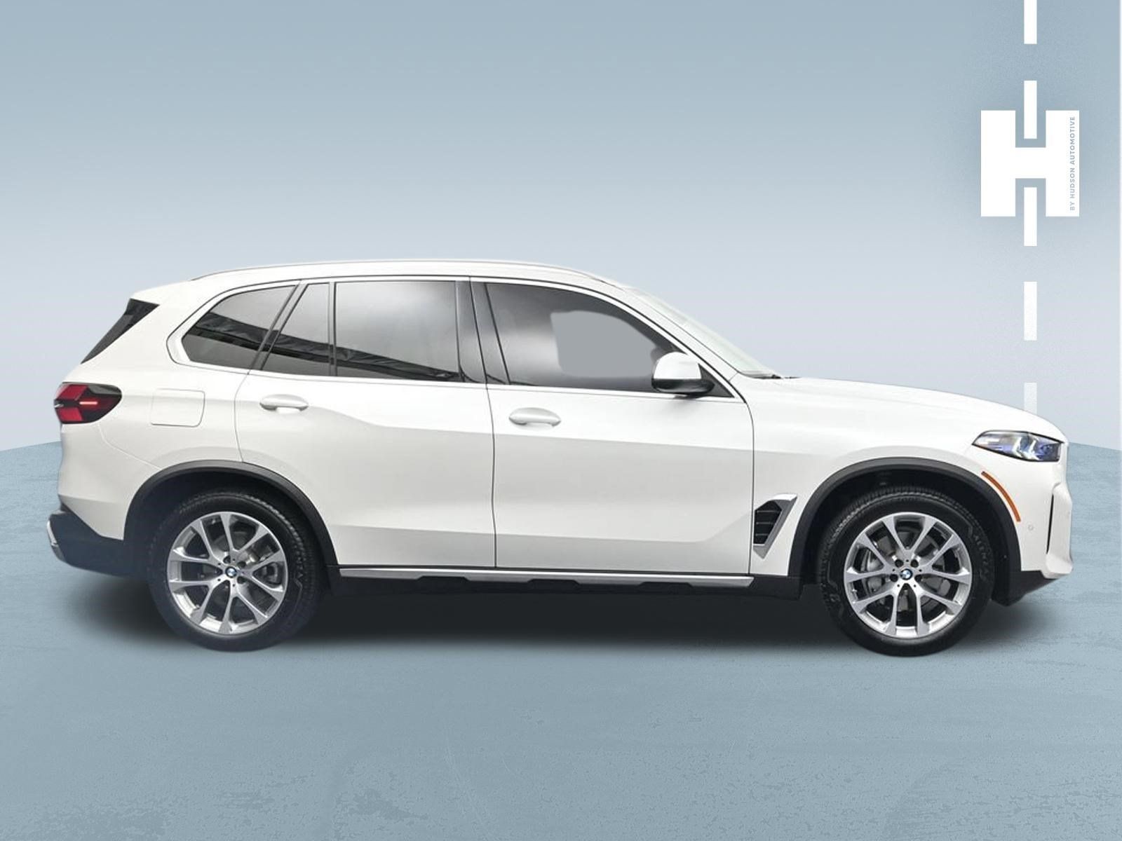 Used 2026 BMW X5 xDrive40i w/ Premium Package AWD/4WD image 3