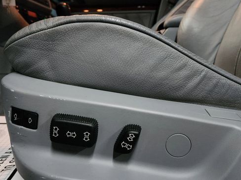 Used 1999 BMW 528i Sedan image 12