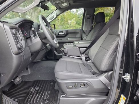 New 2026 Chevrolet Silverado 1500 Custom Trail Boss w/ Turbomax Blackout Package image 10