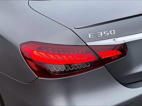 Used 2022 Mercedes-Benz E 350 Sedan w/ AMG Line Exterior image 32