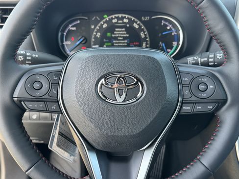 New 2025 Toyota RAV4 SE image 21