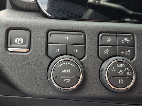 New 2026 Chevrolet Silverado 2500 LT w/ All Star Edition image 11