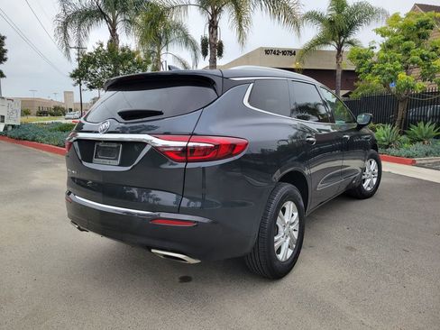 Used 2021 Buick Enclave Essence w/ Sound and Sites Package FWD image 2