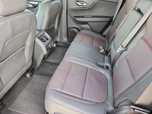 Used 2025 Chevrolet Blazer RS image 9