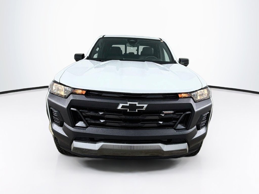 New 2026 Chevrolet Colorado Trail Boss AWD/4WD image 2