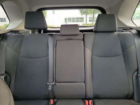 Used 2024 Toyota RAV4 LE FWD image 21