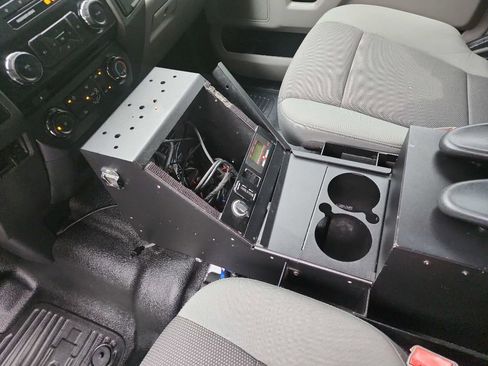 Used 2018 Ford F250 XL w/ Power Equipment Group RWD image 28