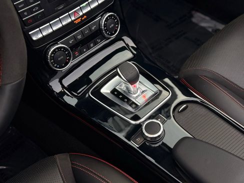 Used 2019 Mercedes-Benz SLC 43 AMG image 31