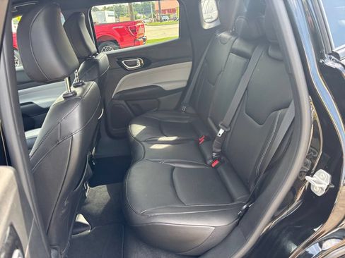 Used 2025 Jeep Compass Limited w/ Elite Group AWD/4WD image 22