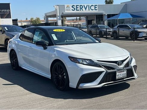 Used 2023 Toyota Camry XSE w/ Protection Package (Q2) (TMS) FWD image 2