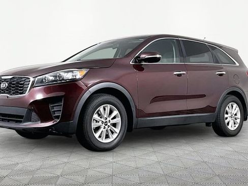Used 2019 Kia Sorento FWD image 1